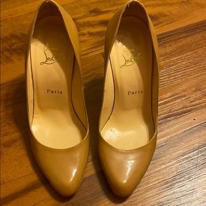 Christain louboutin shoes ( authentic) no trade